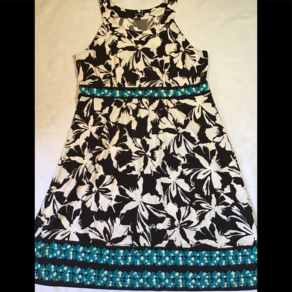 Women’s size large APT. 9 sleeveless dress